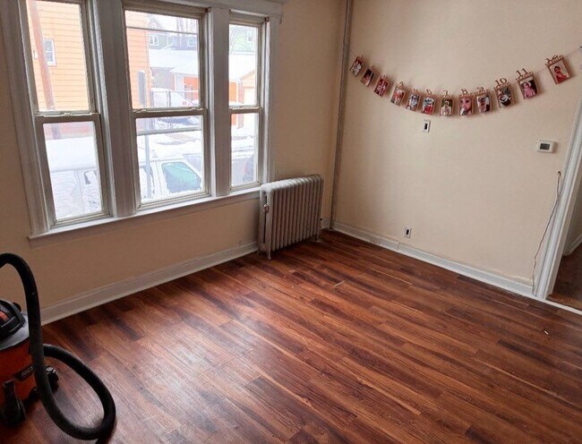 Foto del edificio - 45 Finlay Pl