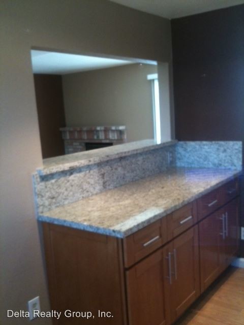 Foto del edificio - 3 br, 2.5 bath House - 1129 Scott St