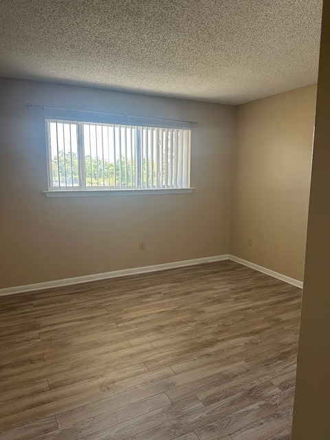 Building Photo - 1650 Harbor Dr