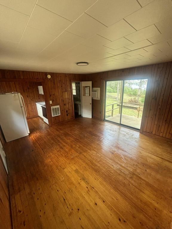 Foto del edificio - 1527 Cranfield Rd