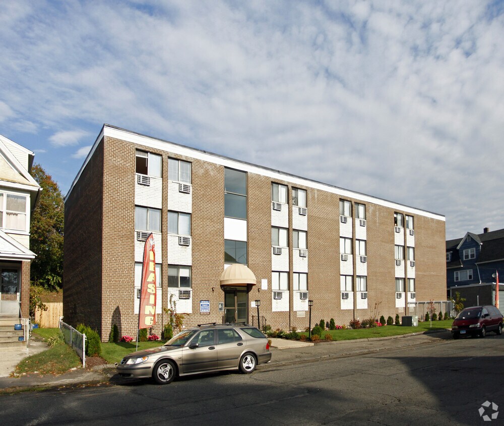 Benham Apartments Bridgeport, CT