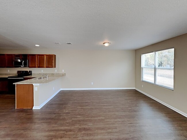 Building Photo - 5295 Walkers Ridge Dr