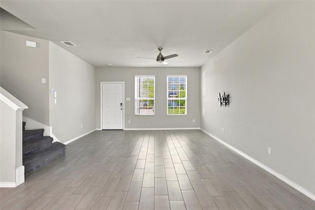 Building Photo - 944 Ravenwood Ln
