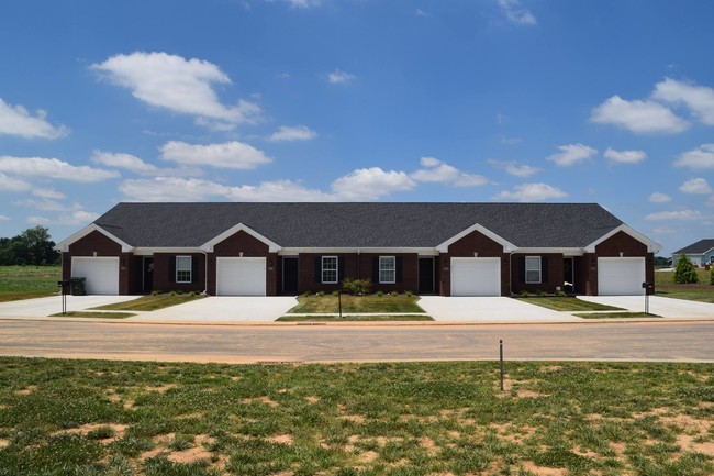 Building Photo - The Paddock at Sheffield Downs