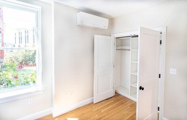 Foto del edificio - 79 Fort Ave