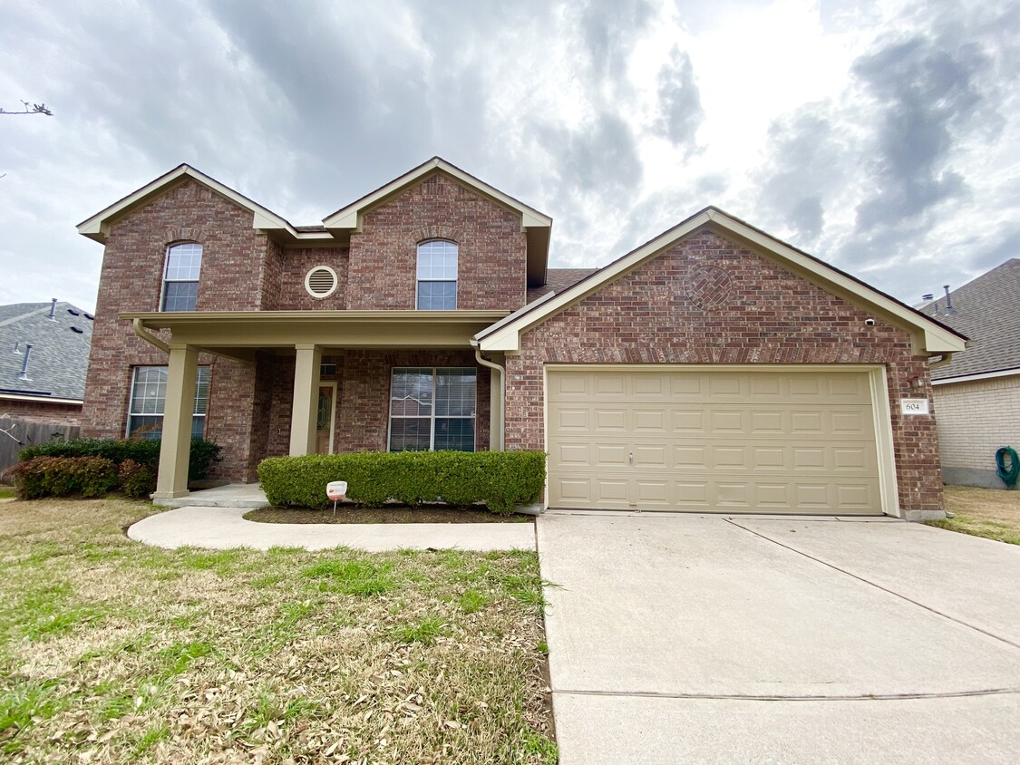 Foto principal - 604 Stevenage Dr