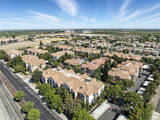 Fotografía del edificio - Sierra Oaks