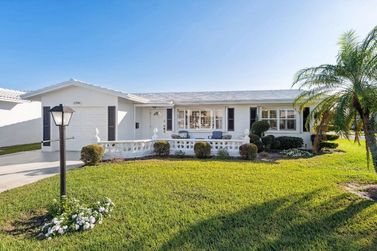 Primary Photo - 2398 SW 11th Ave