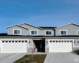 Building Photo - 225 W 950 S