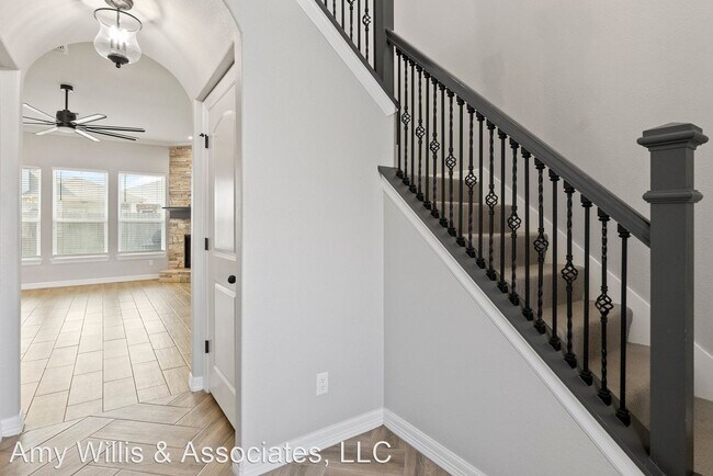 Building Photo - 4 br, 3 bath House - 7309 Longitude Corut