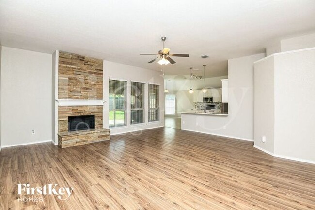 Foto del edificio - 536 Harbor Crest Rd
