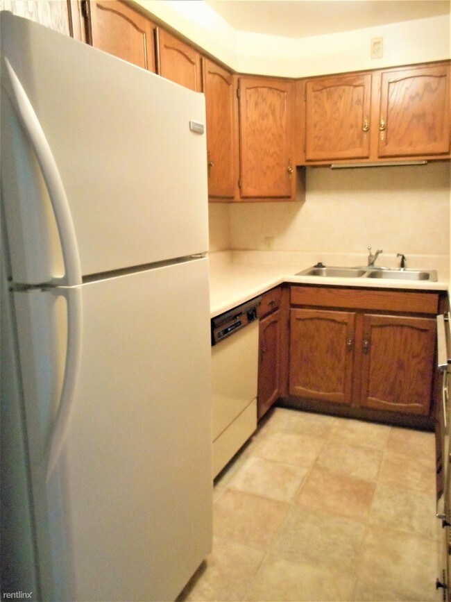 Building Photo - 2 br, 1 bath Apartment - Keystone Apartments