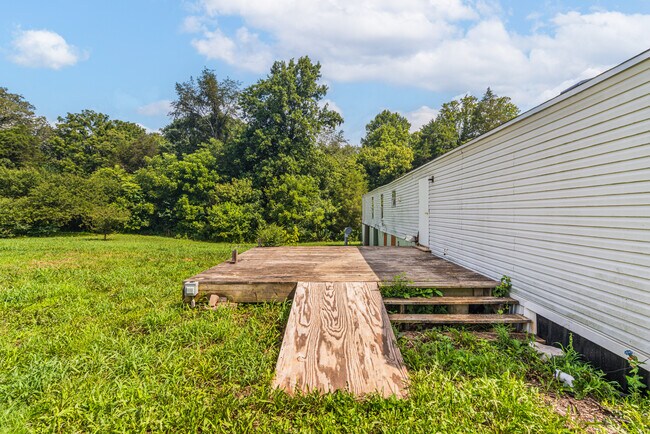 Building Photo - 425 Eagle Way