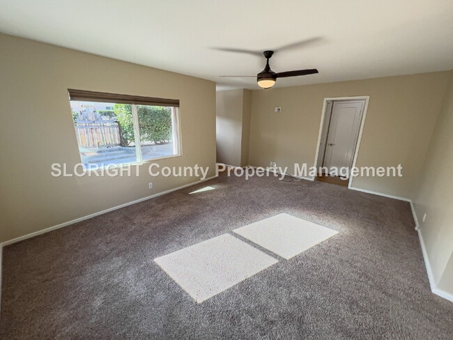 Building Photo - AVAILABLE NOW - Charming Home Just ½ Mile from Downtown Paso Robles - 2 Bed / 1 Bath