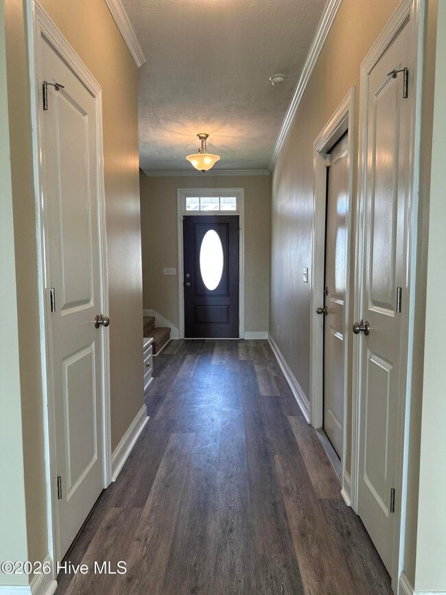Building Photo - 484 Brantley Cove Cir