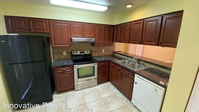 Foto del edificio - 2 br, 1.5 bath House - 1444 Forest Hills Dr