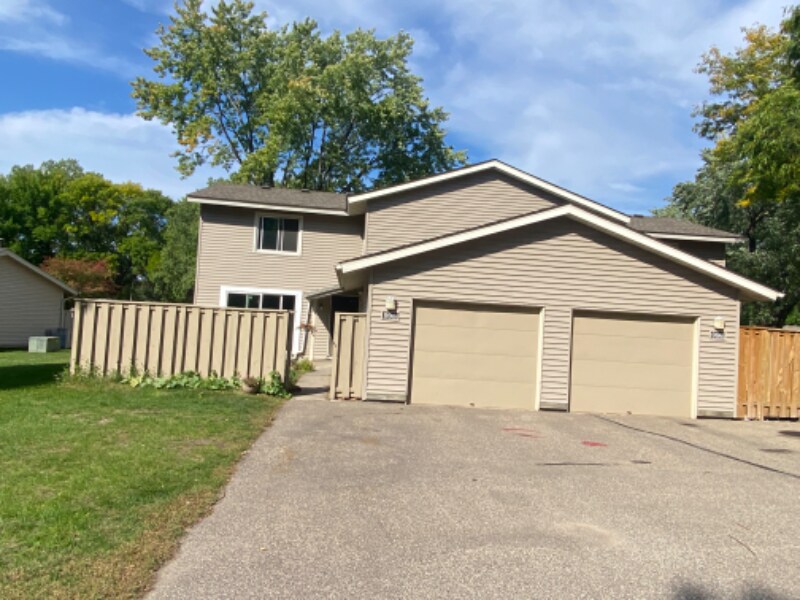 Foto principal - 998 Carmel Ct