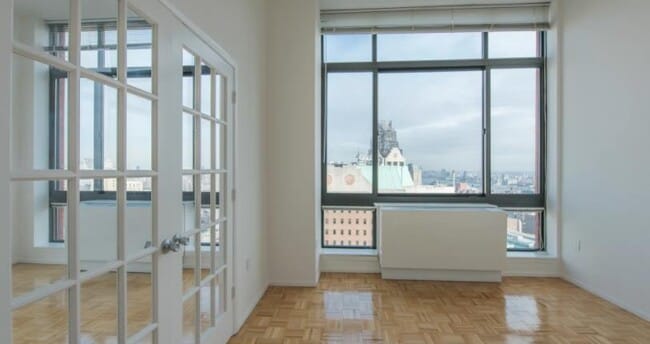 Building Photo - 180 Montague St