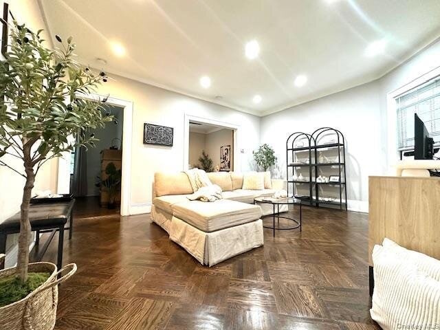 Foto principal - 22-13 38th St