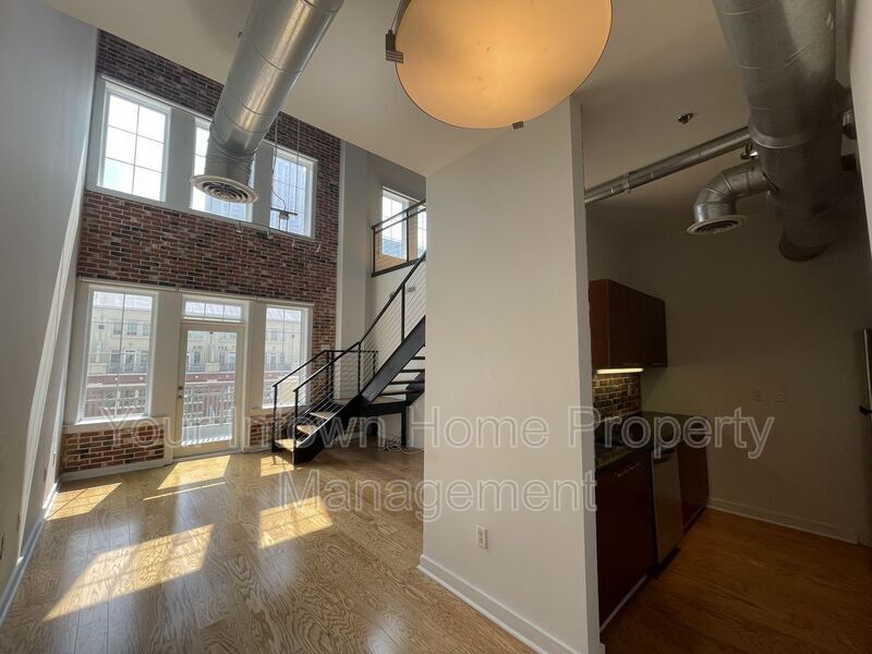 Primary Photo - 264 19th St NW