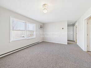 Building Photo - 2501 Hickory St