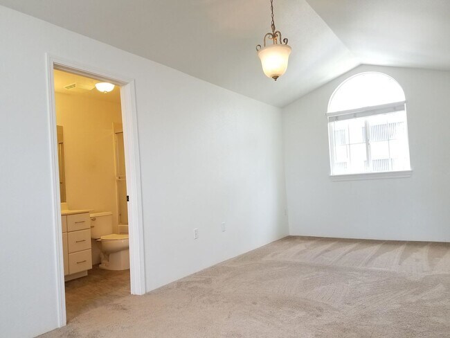 Foto del edificio - 3 Bedroom 3.5 Bath Covered garage at Nanea...