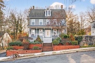 Building Photo - 21 Elysian Ave
