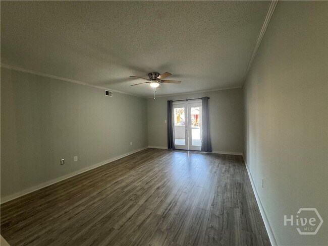 Foto del edificio - 2505 W Broad St