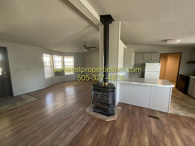 Foto del edificio - 3 Bedroom, 2 Bath Home in the Country