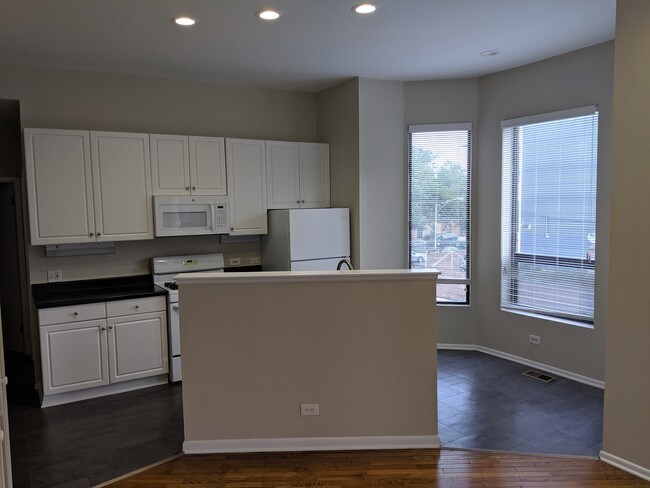 Foto del edificio - 1400 W Erie St