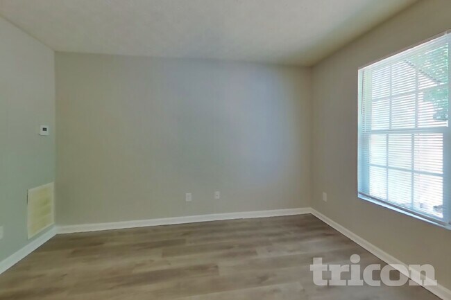 Foto del edificio - 3512 Waldrop Trail