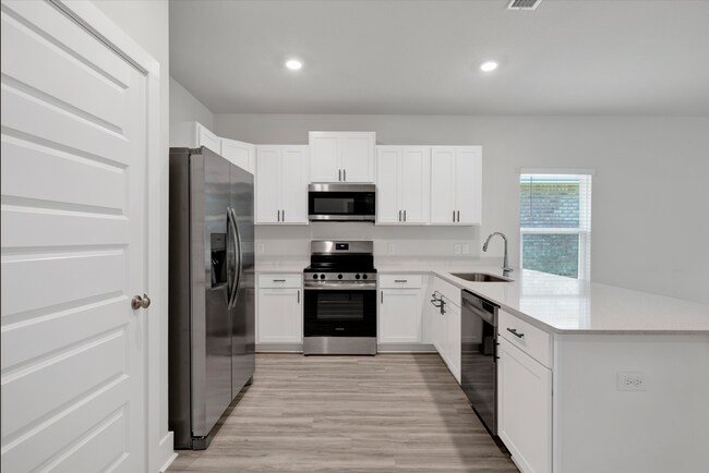 Foto del edificio - 4 Bedroom Home Near NAS Pensacola