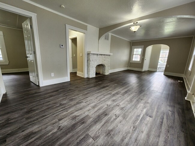 Foto del edificio - Spacious 2-Bedroom, 1-Bathroom Home AVAILABLE NOW!!