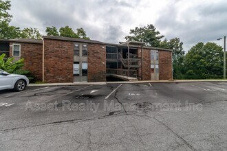 Building Photo - 454 Berlin Dr