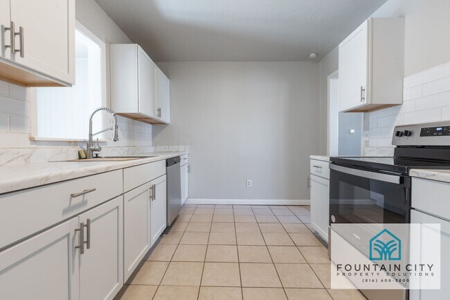 Foto del edificio - 1307 NE 56th Terrace