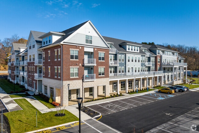 Building Photo - VIEW 22 APARTMENTS
