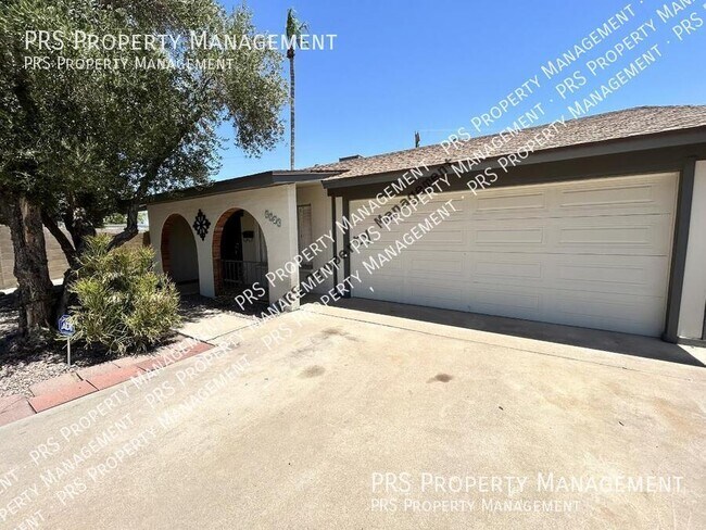 Foto del edificio - 6926 E Windsor Ave