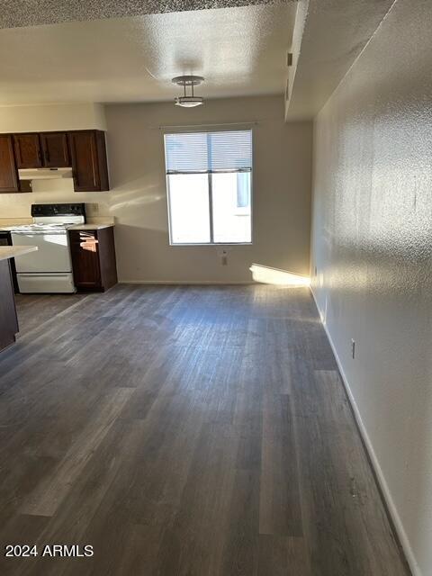 Foto del edificio - 840 N Revere
