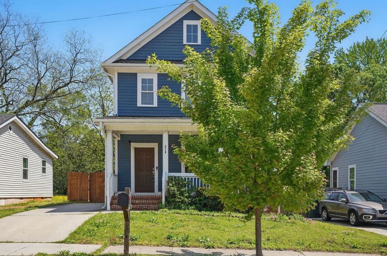 Foto principal - 318 N Fisher St