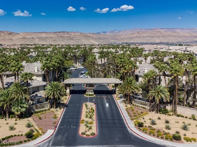 Foto del edificio - 7115 S Durango Dr