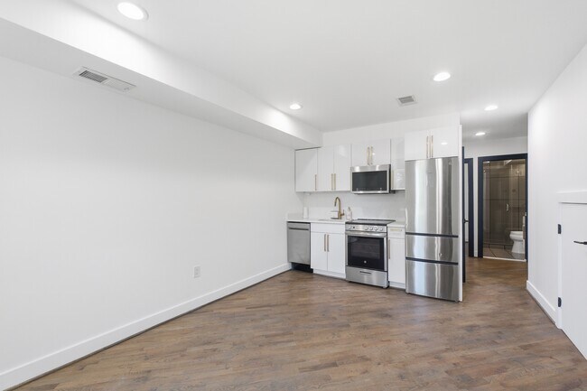 Foto del edificio - 1808 Benning Rd NE