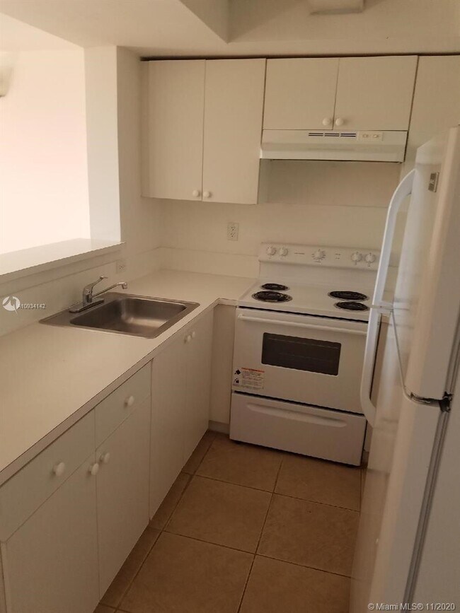 Foto del edificio - 11000 SW 200th St