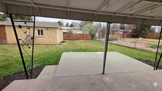 Photo - 793 W Longview Ave House