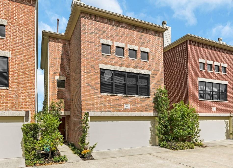 Foto principal - 650 Westcross St