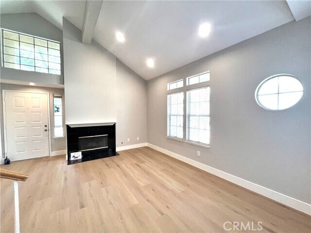 Building Photo - 13220 Royalcrest Ct