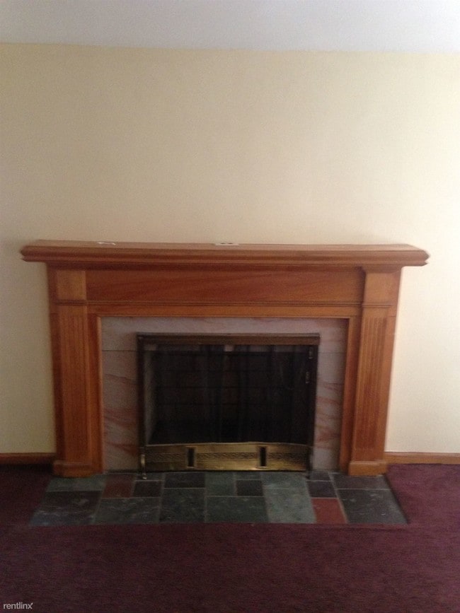 Building Photo - 4 br, 2 bath House - 5210 Bedford St