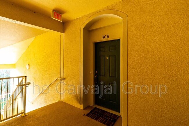 Building Photo - 6240 Contessa Drive #308