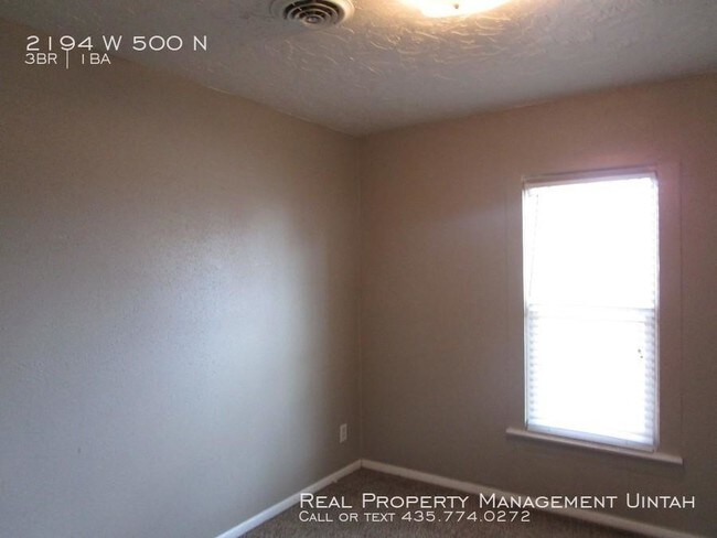 Building Photo - 3 bedroom in Vernal UT 84078