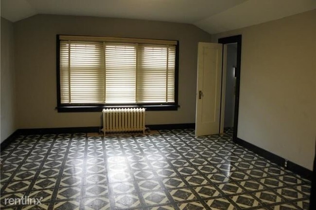Building Photo - 1 br, 1 bath House - 2302 BAKER AVE
