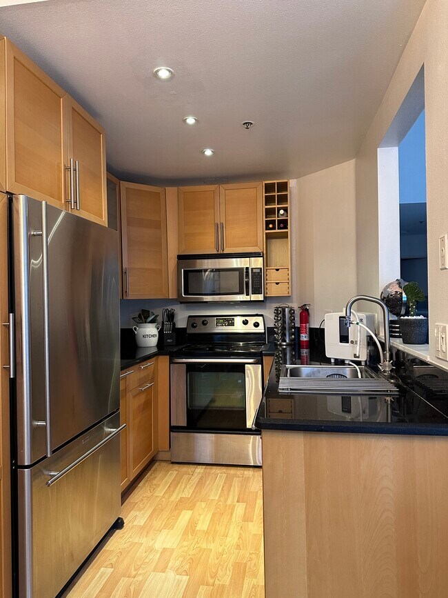 12555 S Euclid St Unit 94, Garden Grove, CA 92840 Condo for Rent in